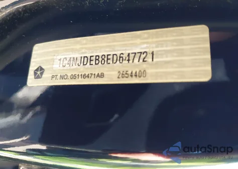 2014 Jeep Compass Latitude из США, поврежденный, VIN 1C4NJDEB8ED647721